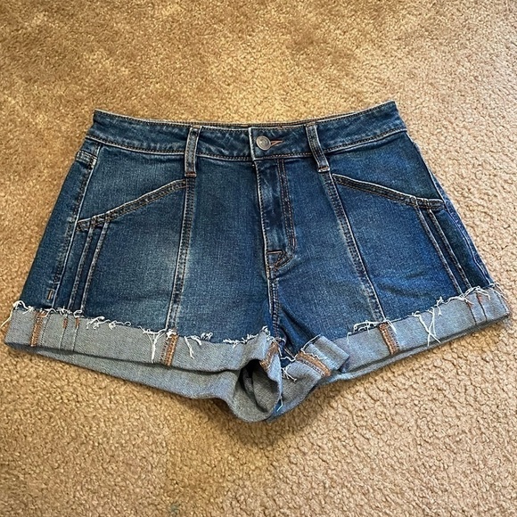 Shyanne Denim Shorts size 28 - Picture 1 of 3